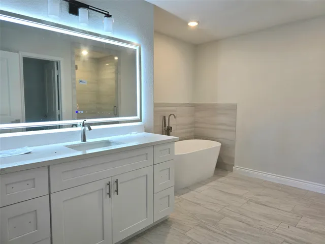 $2,450 | 12963 Centaurus Court, Willis, TX 77318