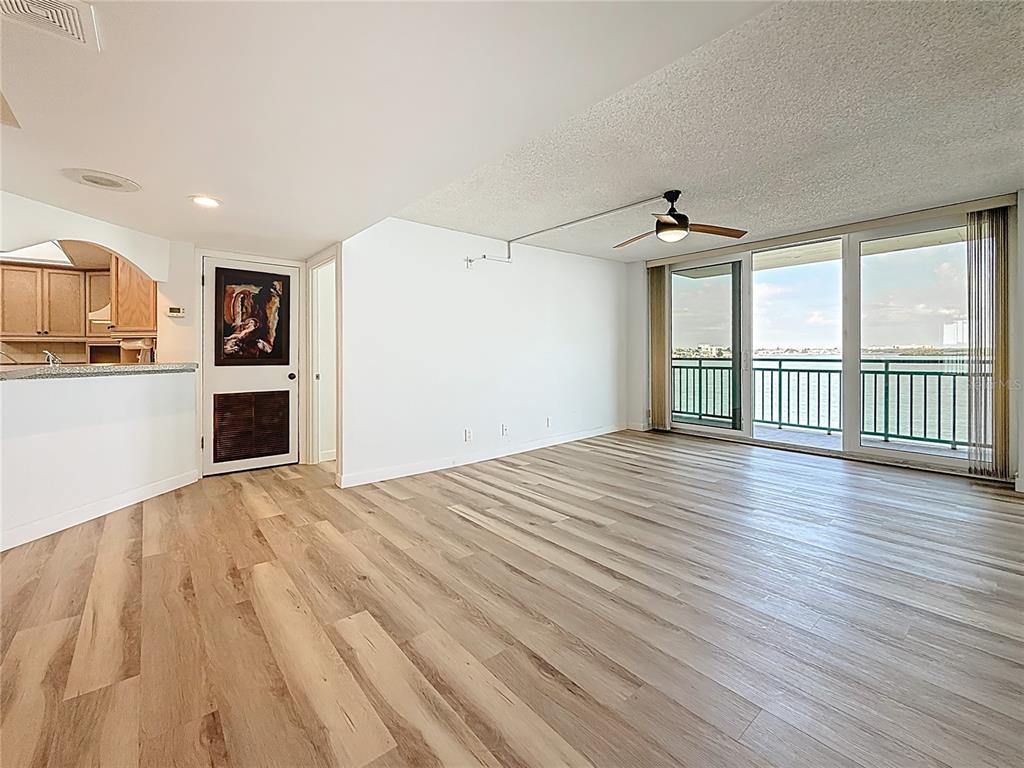 1 Key Capri, Unit 201E Treasure Island, FL 33706 - Photo 35 of 100