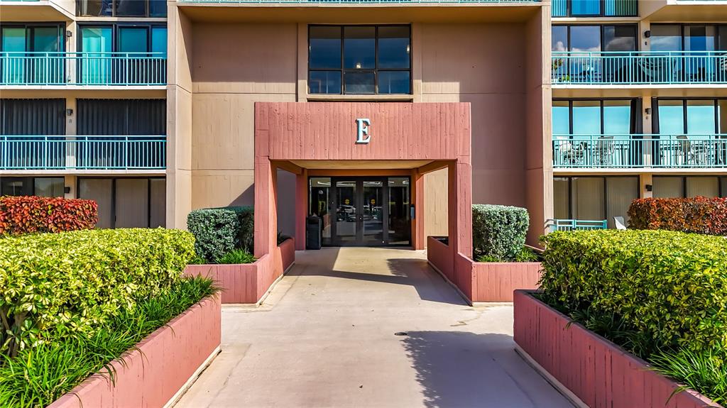 1 Key Capri, Unit 201E Treasure Island, FL 33706 - Photo 77 of 100