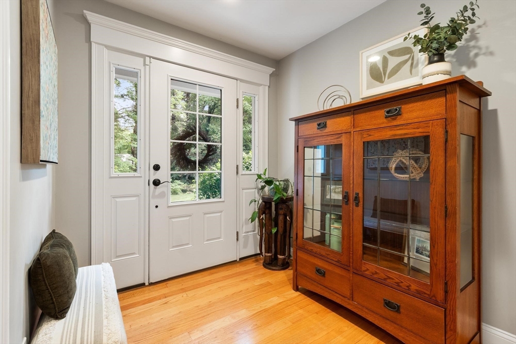 171 Depot Road Boxborough, MA 01719 - Photo 5 of 37