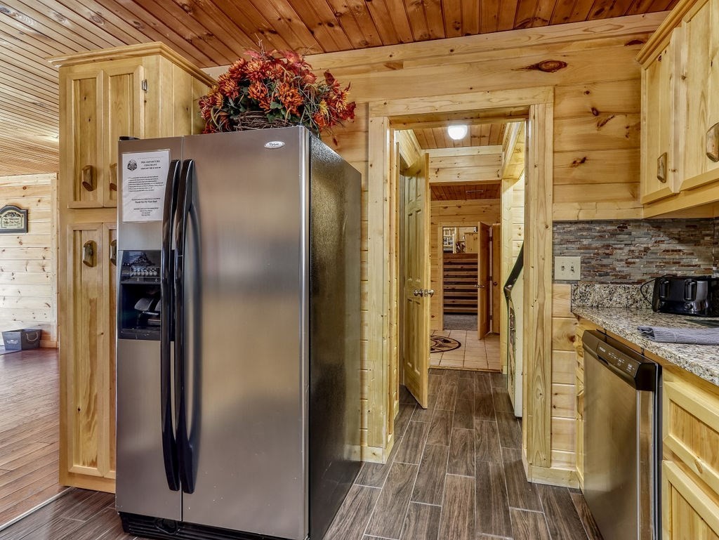 2001 Regans Ridge Way, Unit RIDGETOPLODGE Sevierville, TN 37876 - Photo 11 of 40 Gallery Image 11