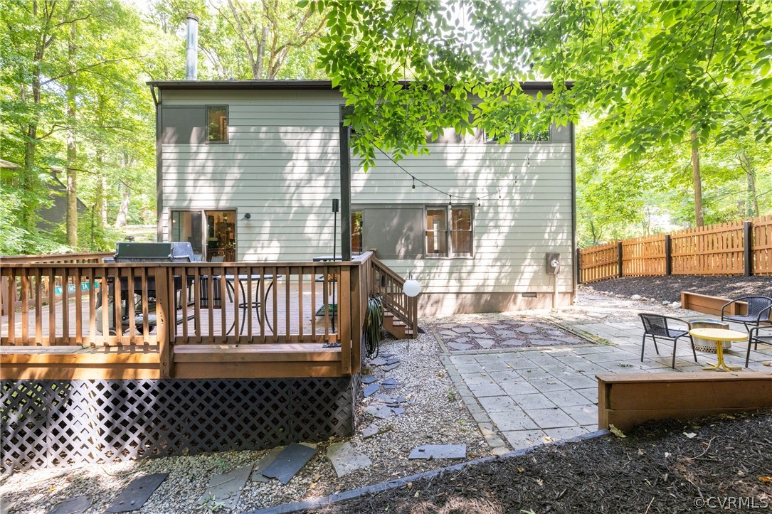 4330 Waumsetta Road Richmond, VA 23235 - Photo 25 of 35 a view of a patio with a bench