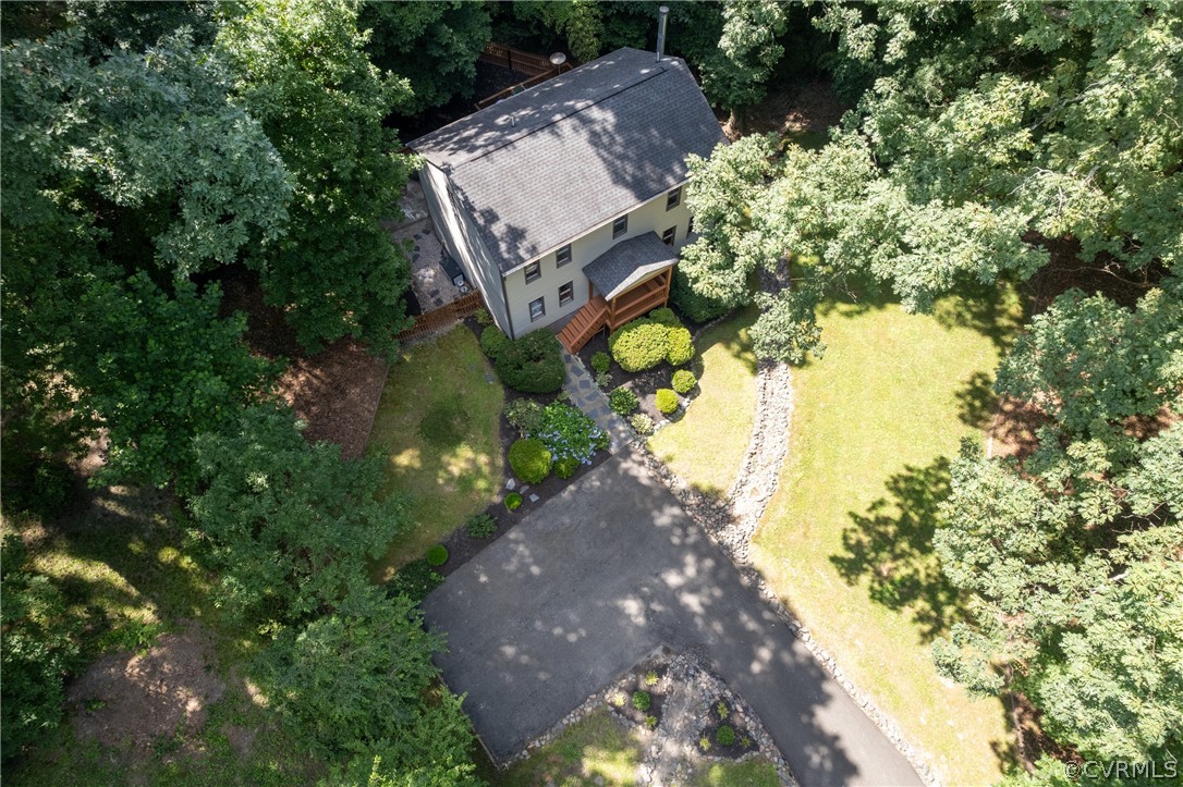 4330 Waumsetta Road Richmond, VA 23235 - Photo 31 of 35 an aerial view of a house with a yard and garden