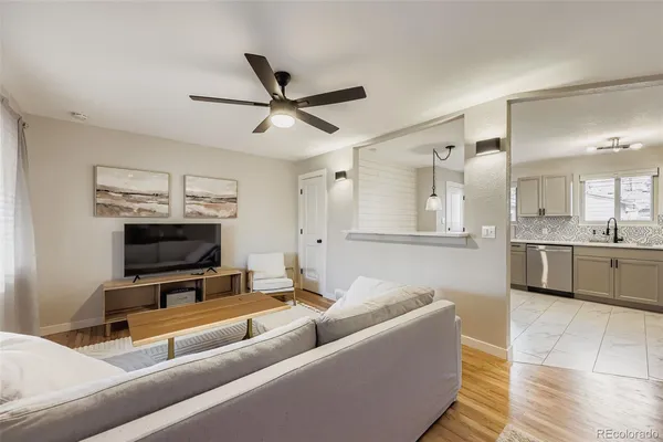 $2,095 | 11867 Keough Drive, Northglenn, CO 80233