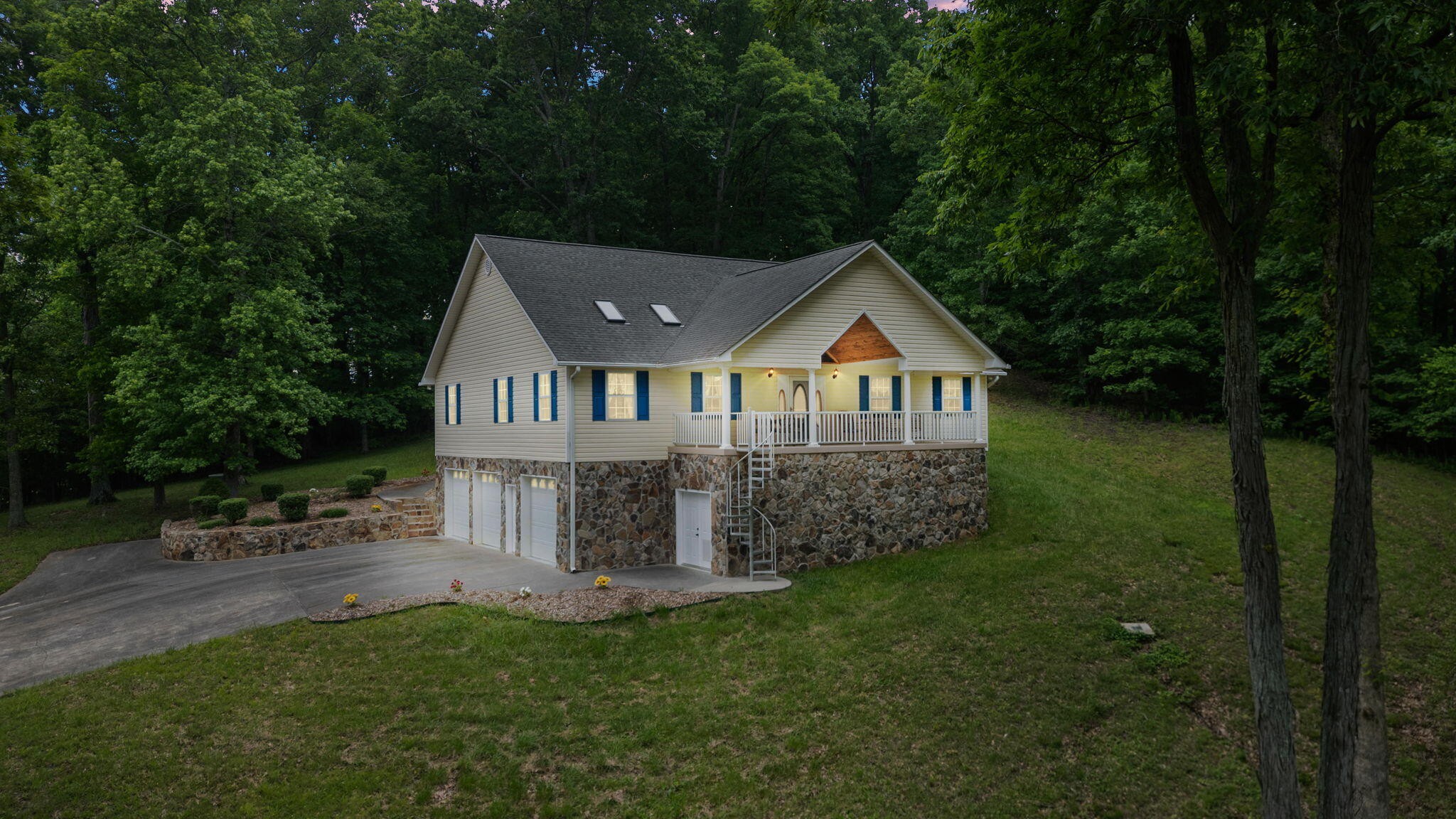 681 Pinhook Road Calhoun, TN 37309 - Photo 1 of 52