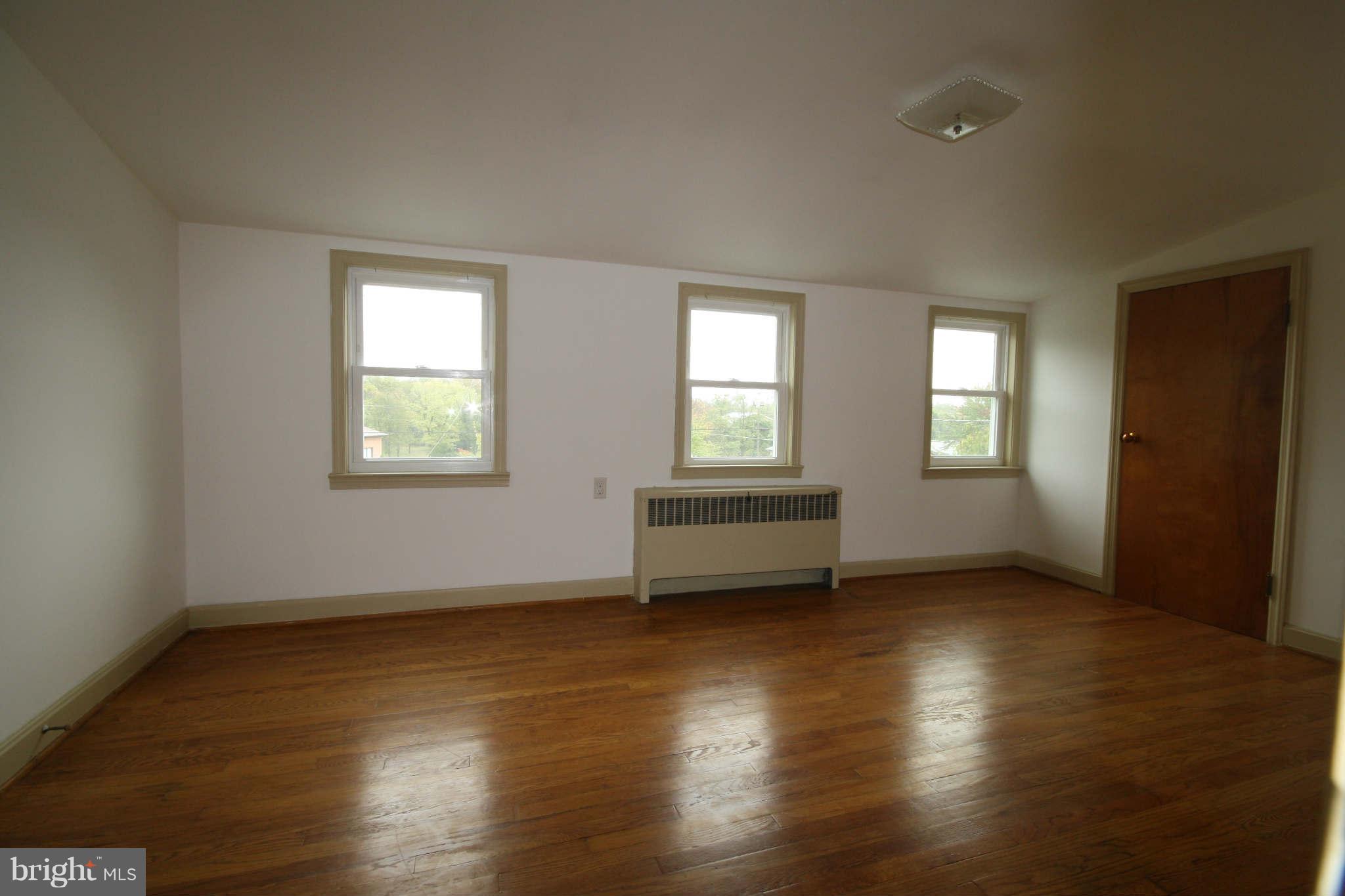 12814 Point Salem Road Hagerstown, MD 21740 - Photo 16 of 21 Bedroom