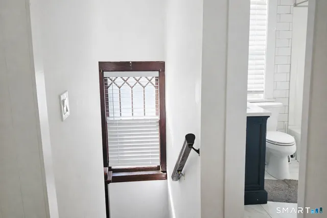 a bathroom with a toilet