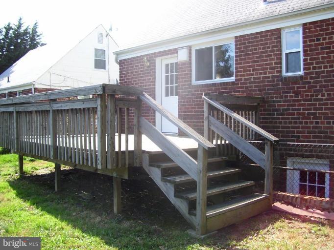 4005 Randolph Road Silver Spring, MD 20906 - Photo 3 of 28 Deck With Door Leading to Dining Room/Kitchen