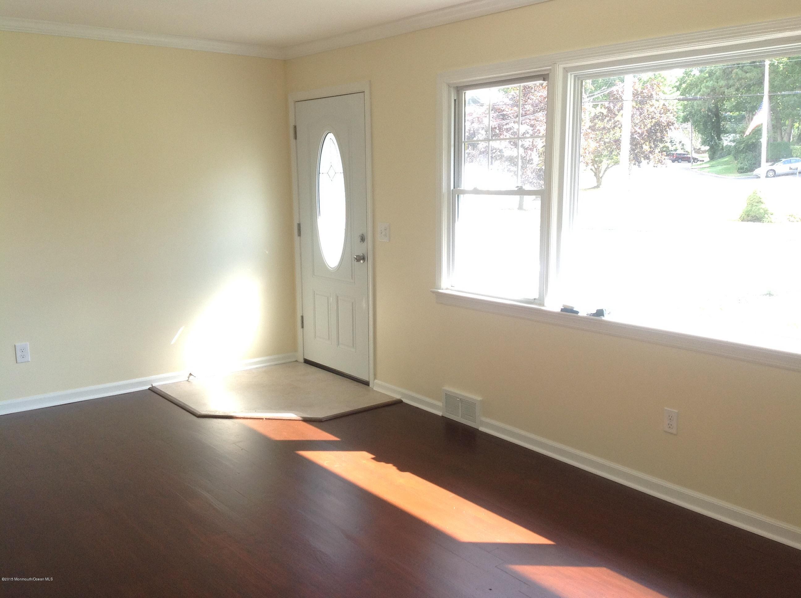 409 Durand Road Neptune Township, NJ 07753 - Photo 5 of 11 image