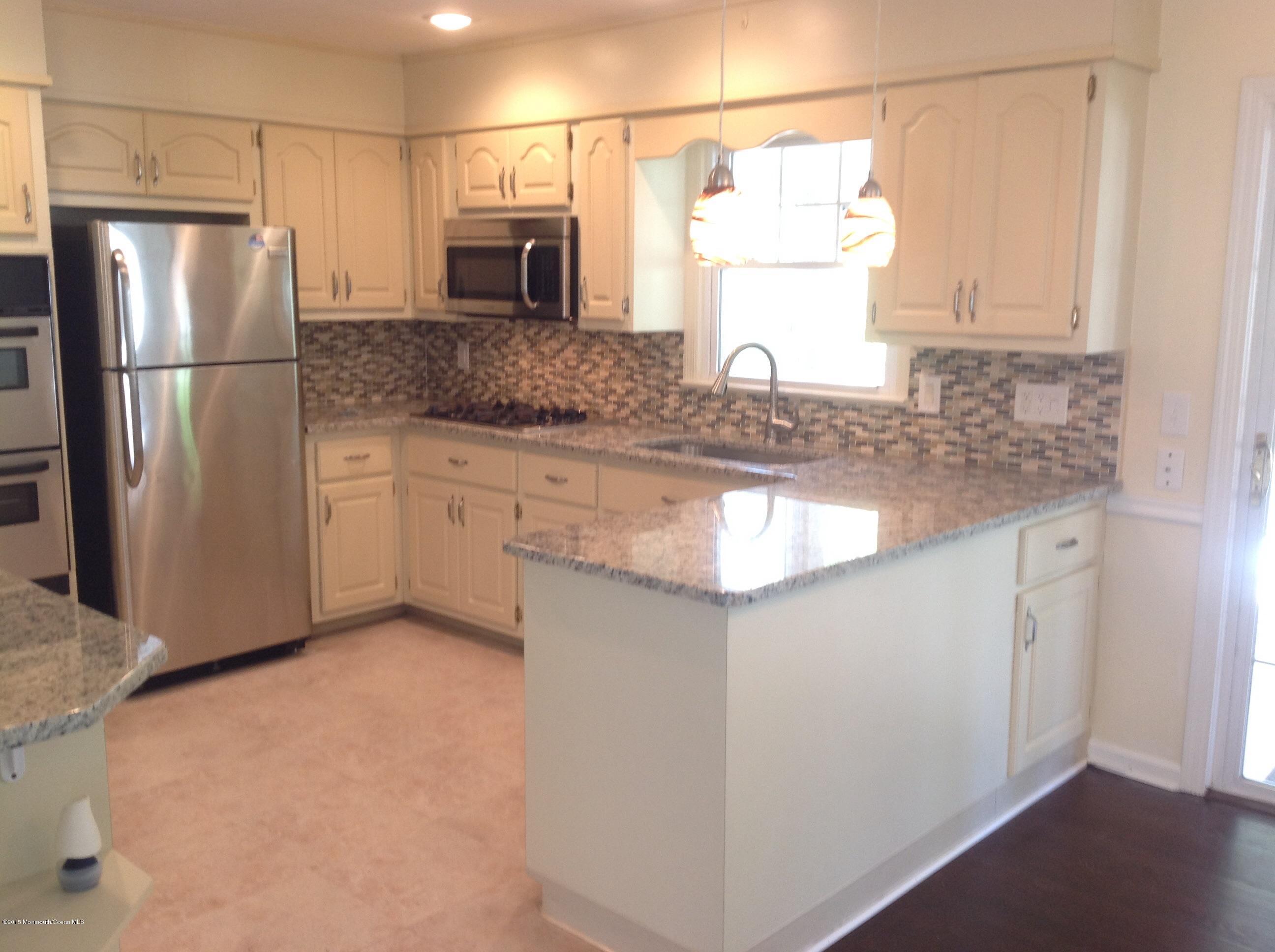 409 Durand Road Neptune Township, NJ 07753 - Photo 10 of 11 image