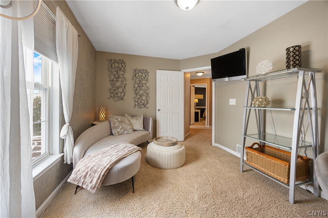 5114 Old Barn Road Clay, NY 13041 - Photo 22 of 46