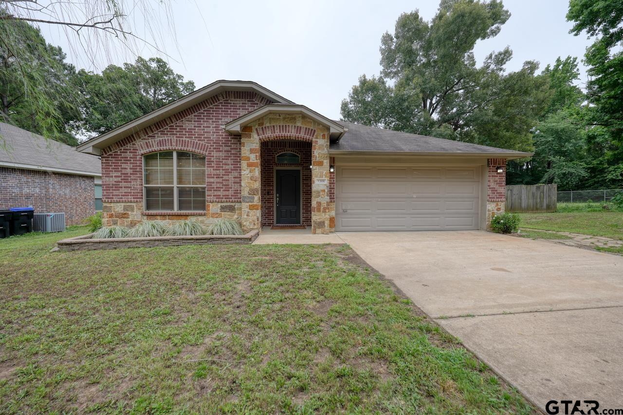 1306 Swinging Bridge Road Longview, TX 75604 - Photo 3 of 48