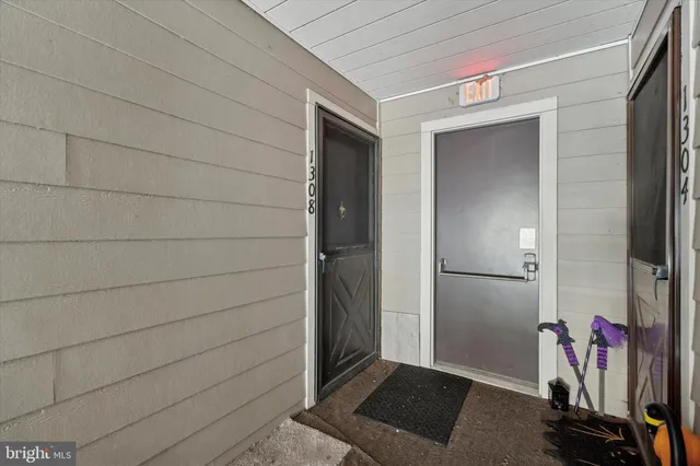 a view of a storage & utility room