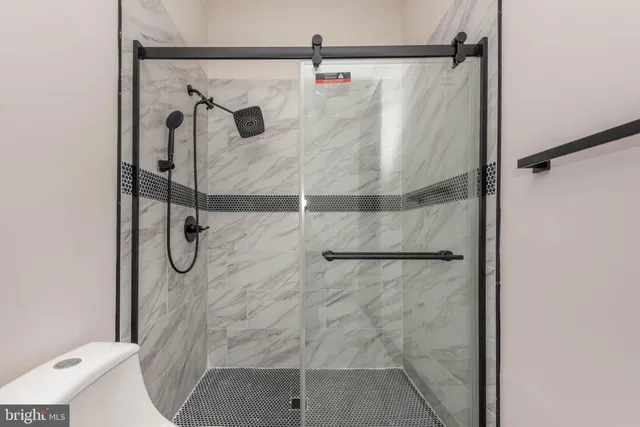 $295,000 | 519 North Carrollton Avenue, Baltimore, MD 21223