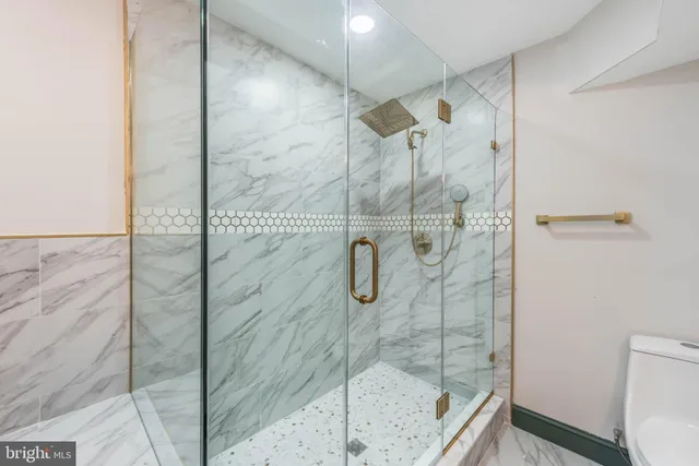 $295,000 | 519 North Carrollton Avenue, Baltimore, MD 21223