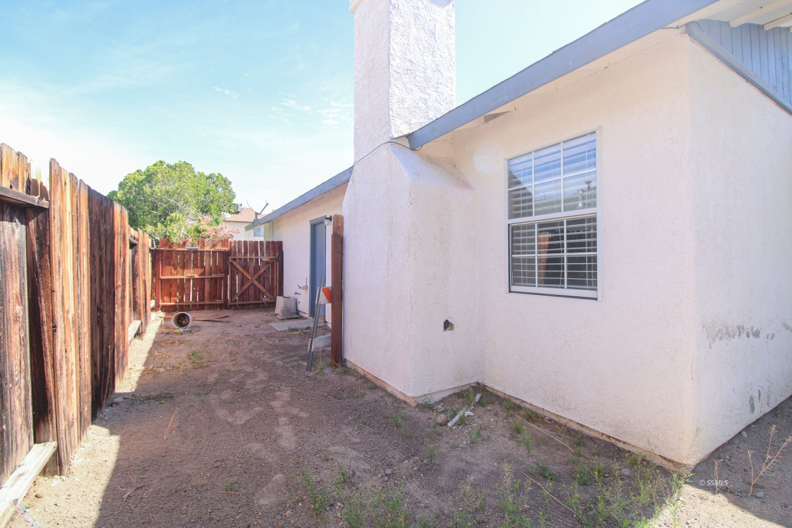 925 West Tamarisk Avenue Ridgecrest, CA 93555 - Photo 34 of 37