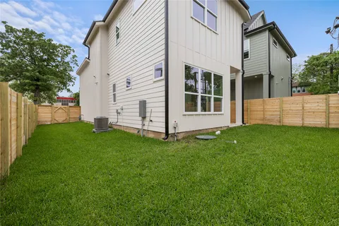 $599,000 | 1700 Pennsylvania Avenue, Austin, TX 78702