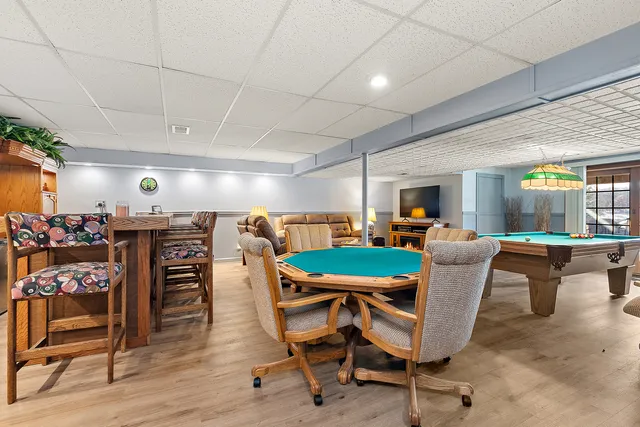 $575,000 | 8942 Birch Lane, Hickory Hills, IL 60457