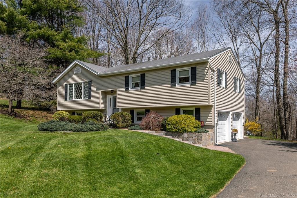 7 Glen Road New Fairfield, CT 06812 - Photo 1 of 1 Gallery Image 1