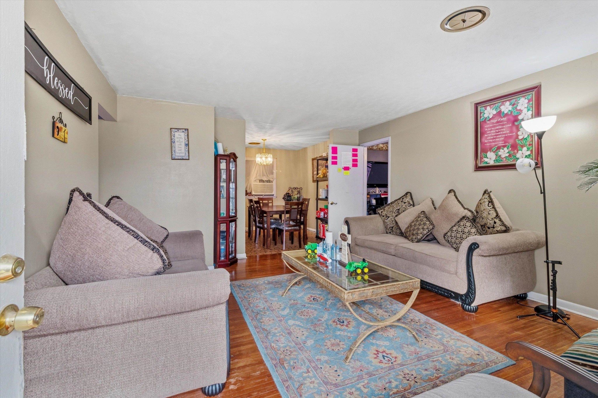 214 Ivan Road Memphis, TN 38109 - Photo 4 of 24