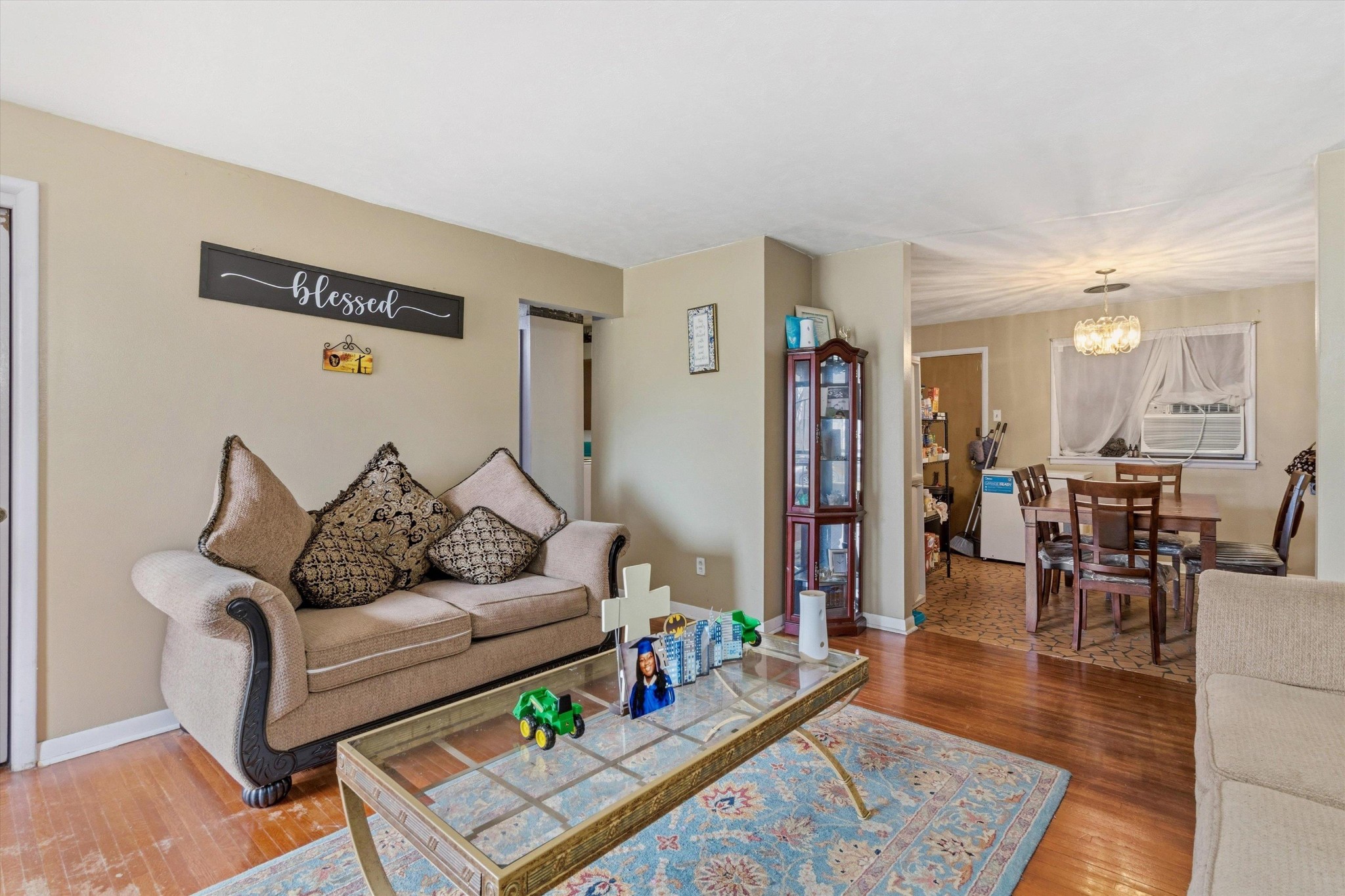 214 Ivan Road Memphis, TN 38109 - Photo 6 of 24