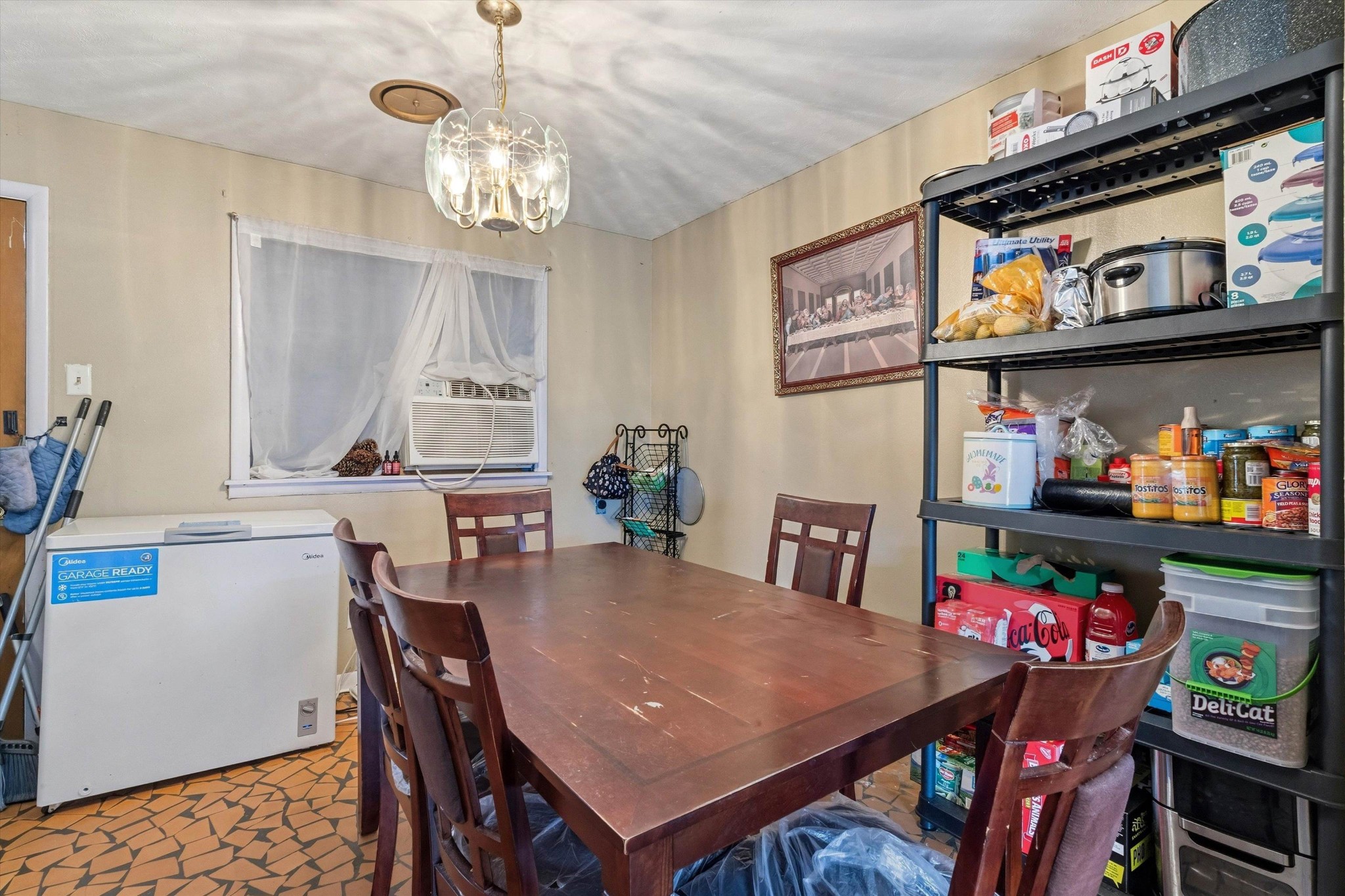 214 Ivan Road Memphis, TN 38109 - Photo 7 of 24