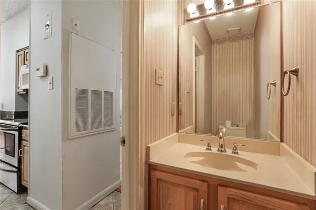 $218,500 | 1201 Audubon Trace, Unit 1201, Jefferson, LA 70121