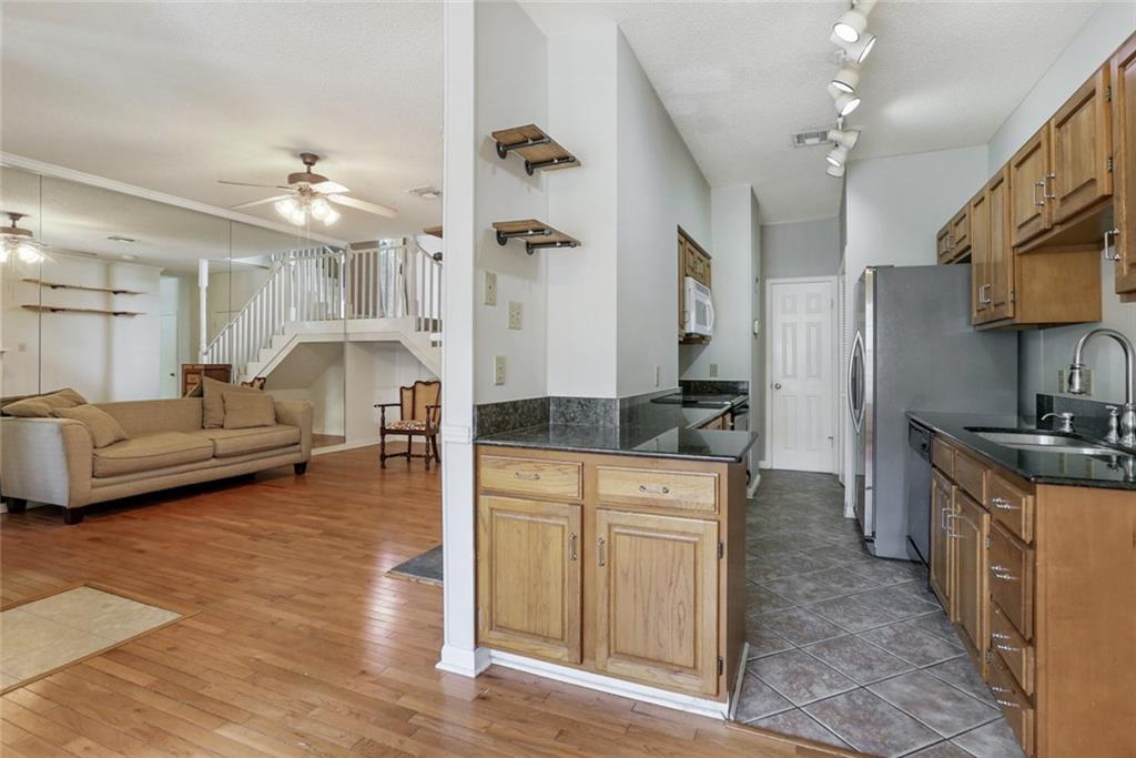 1201 Audubon Trace, Unit 1201 Jefferson, LA 70121 - Photo 7 of 17