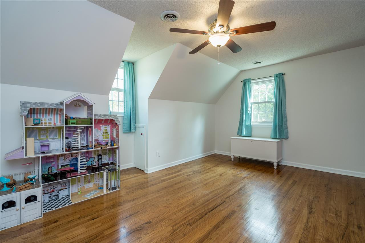800 Hardimont Road Raleigh, NC 27609 - Photo 13 of 26 Photo 13