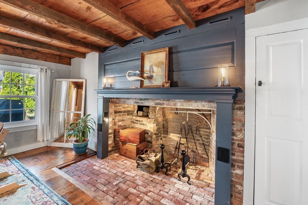 82 Dodge Street, Unit 1 Beverly, MA 01915 - Photo 3 of 42