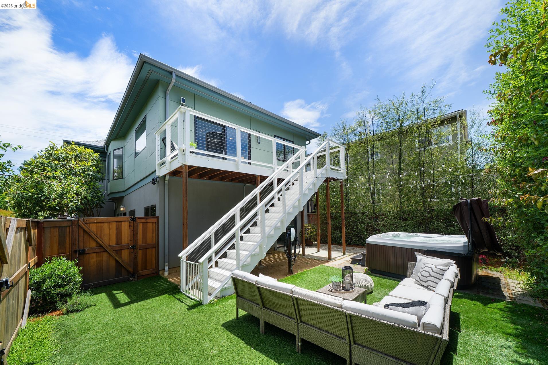 1908 Tenth Street Berkeley, CA 94710 - Photo 39 of 44