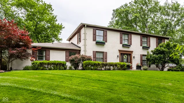 $635,000 | 7743 Camelback Drive, Indianapolis, IN 46250