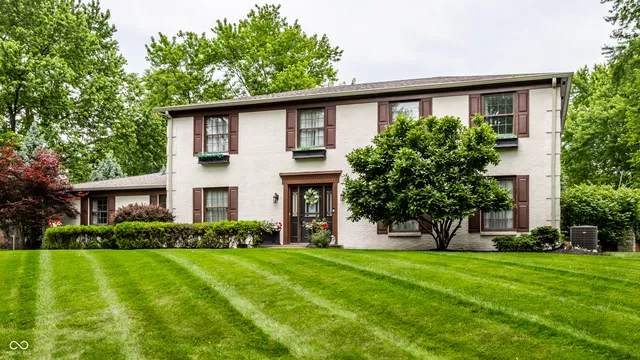 $635,000 | 7743 Camelback Drive, Indianapolis, IN 46250