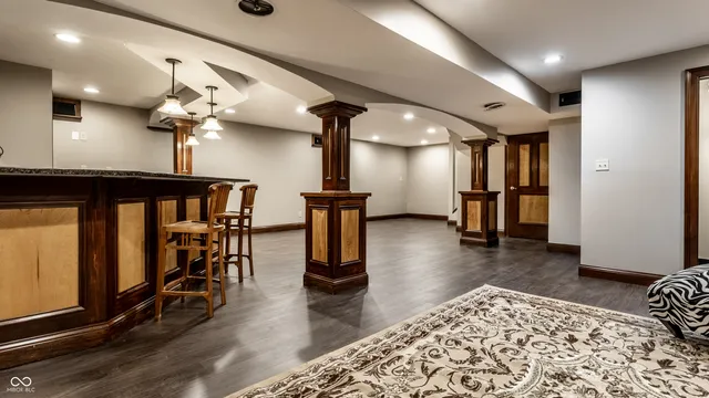 $635,000 | 7743 Camelback Drive, Indianapolis, IN 46250