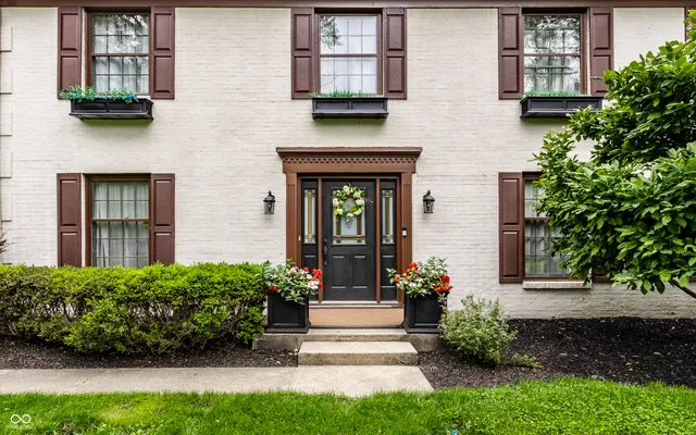 $635,000 | 7743 Camelback Drive, Indianapolis, IN 46250