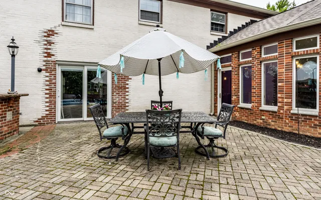 $635,000 | 7743 Camelback Drive, Indianapolis, IN 46250