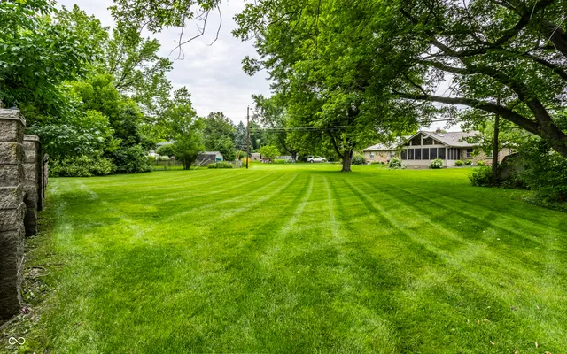 $635,000 | 7743 Camelback Drive, Indianapolis, IN 46250