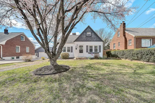 $239,950 | 413 Bruffey Street, Salem, VA 24153