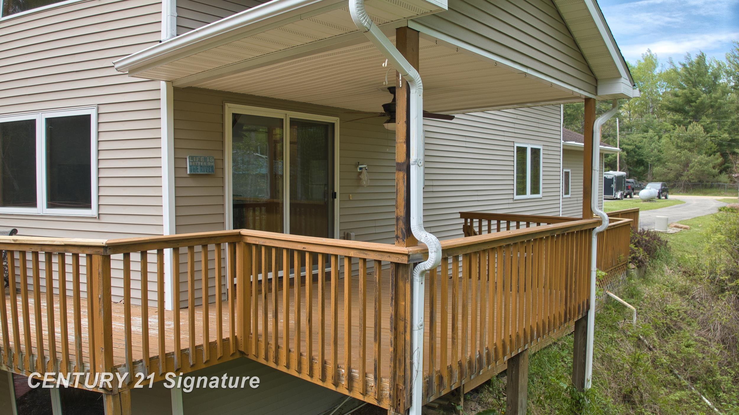 1724 Middle Point Drive Alger, MI 48610 - Photo 28 of 53