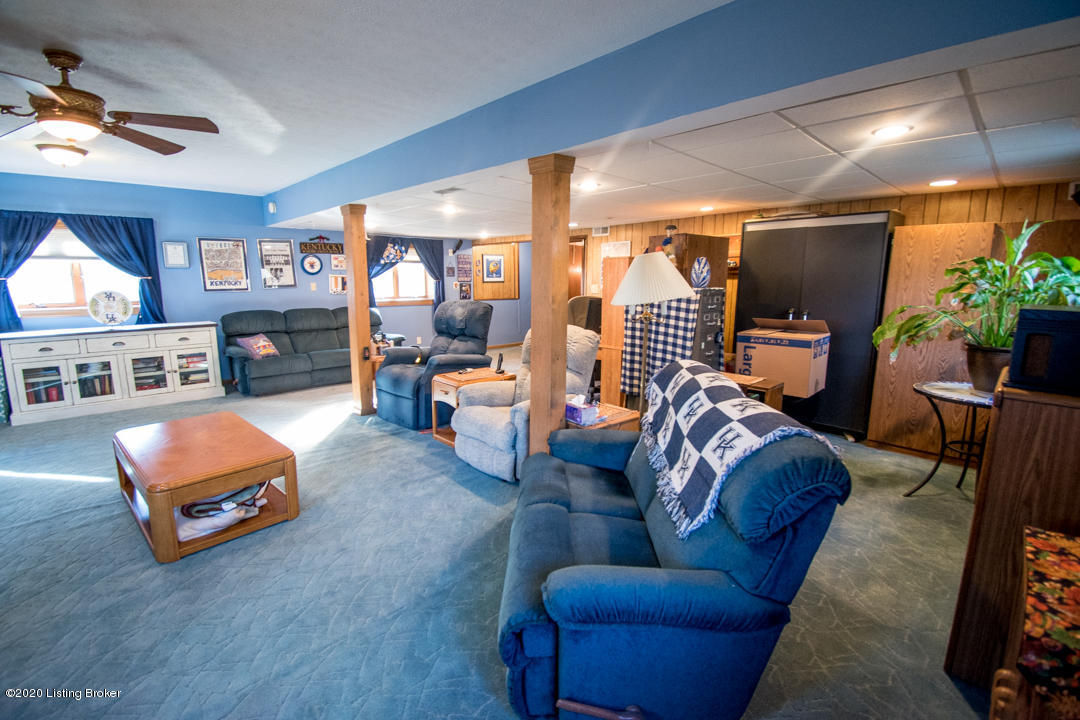 6316 Park Road Crestwood, KY 40014 - Photo 41 of 50 DSC_0533