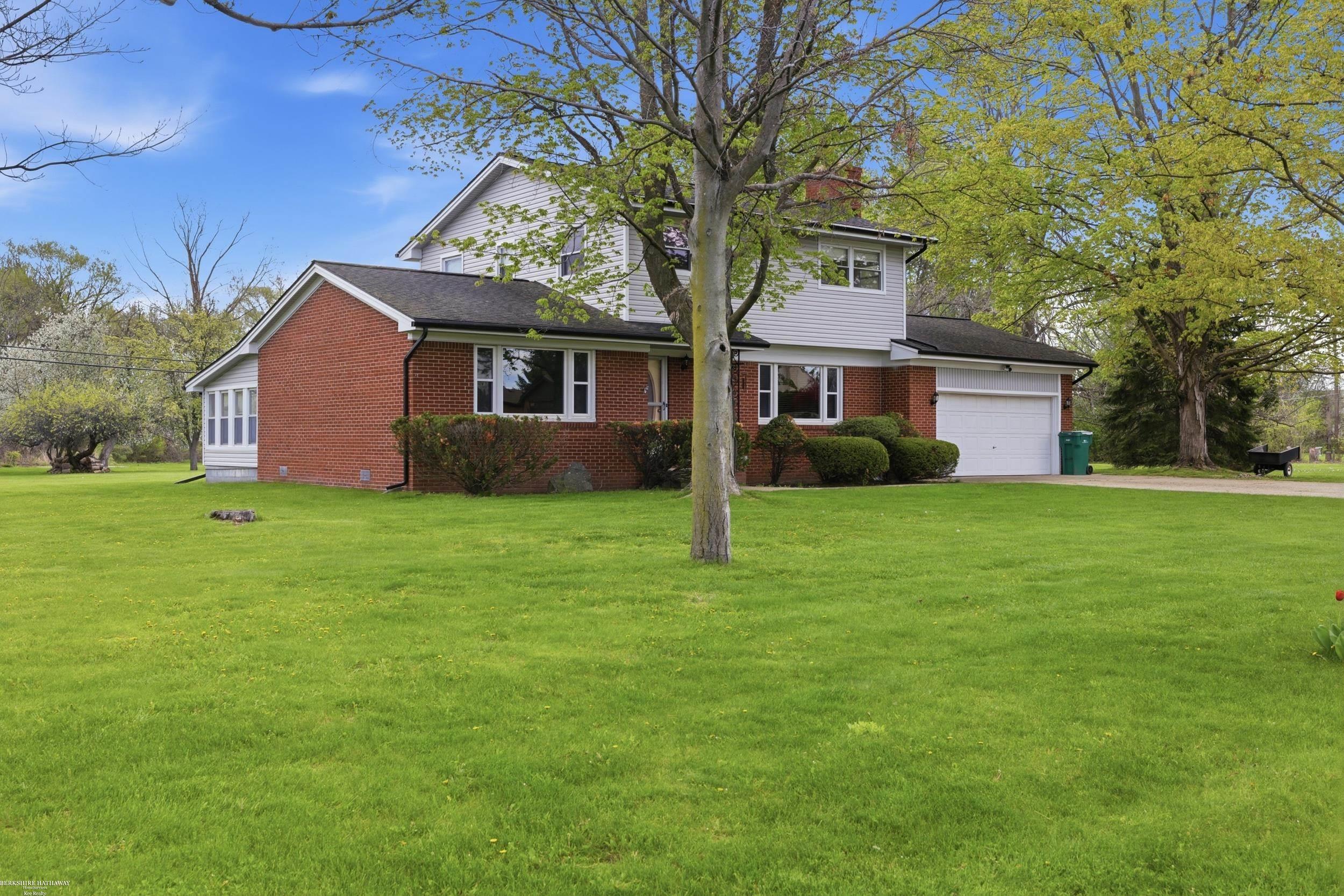 46700 Tilch Road Macomb, MI 48044 - Photo 3 of 32