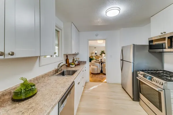 $2,450,000 | 2620 Middlefield Road, Palo Alto, CA 94306
