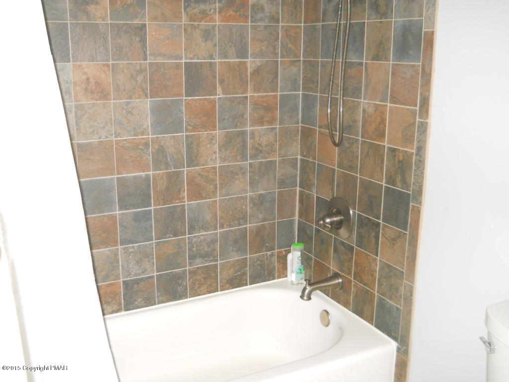 569 Henry's Crossing Road Cresco, PA 18326 - Photo 20 of 31 DSCN0199