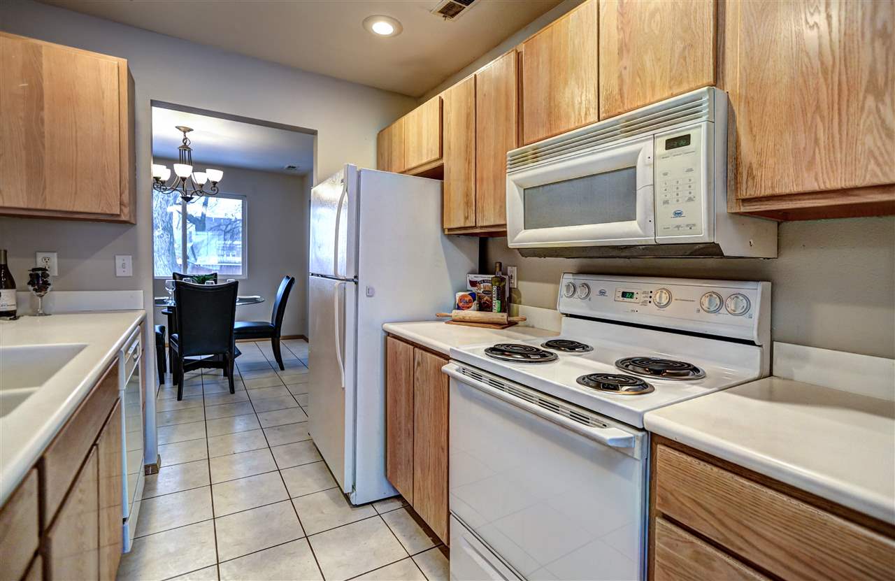 207 North Houk Road Spokane Valley, WA 99216 - Photo 5 of 20