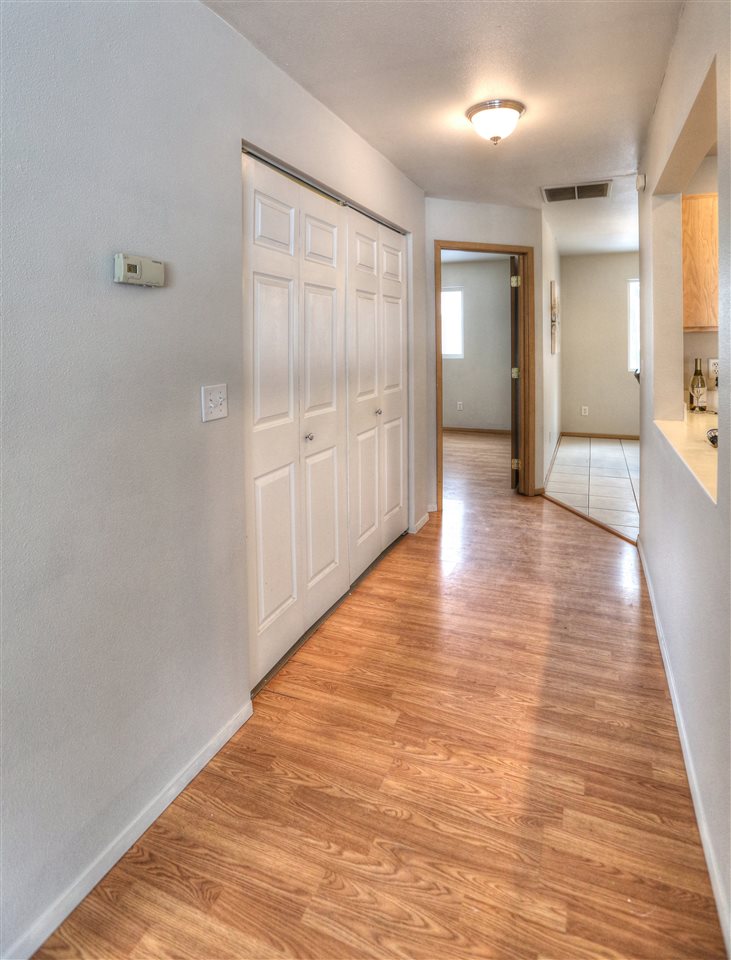 207 North Houk Road Spokane Valley, WA 99216 - Photo 8 of 20