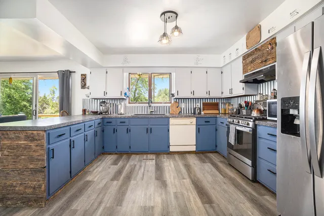 $349,900 | 6051 West Meinert Road, Montague, MI 49437