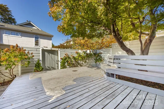 a view of a backyard of the house