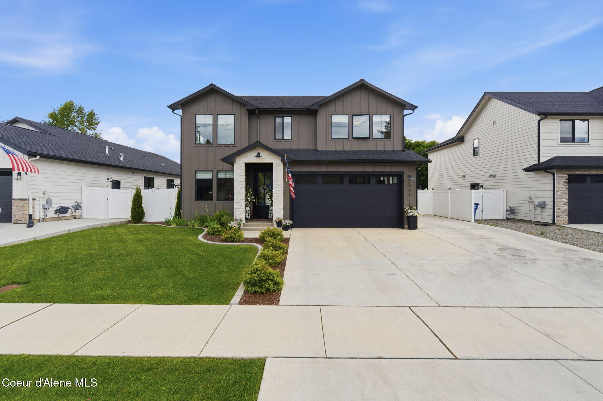 9061 North Raintree Lane Hayden, ID 83835 - Photo 2 of 32 3-web-or-mls-DSC08758