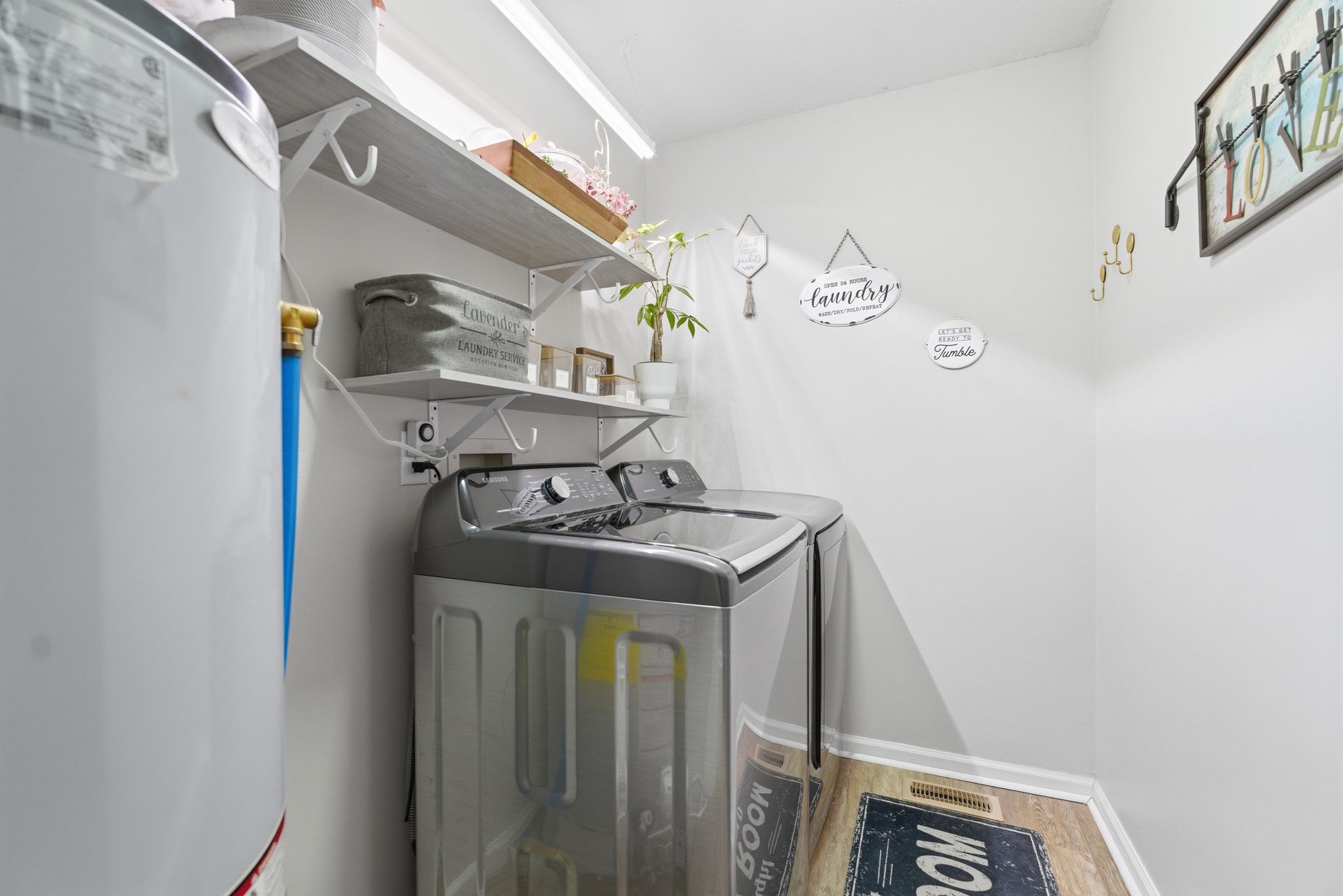 3106 Cimarron Trail Murfreesboro, TN 37129 - Photo 24 of 33 a utility room with dryer and washer