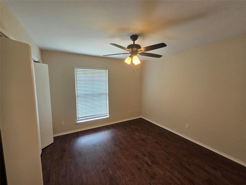 1507 Clover Hill Road Mansfield, TX 76063 - Photo 19 of 37